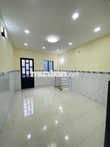 Nhà SHR dt 17m2 đúc lững 1 lầu 2pn hẻm Huỳnh Thiện Lộc, Q. Tân Phú