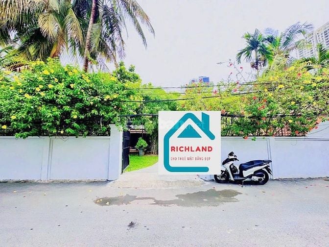 Cho Thuê Biệt Thự HXH : 6/1/ Nguyễn Ư Dĩ, Phường Thảo Điền, Quận 2.