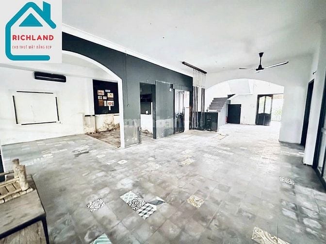 Cho Thuê Biệt Thự HXH : 6/1/ Nguyễn Ư Dĩ, Phường Thảo Điền, Quận 2.