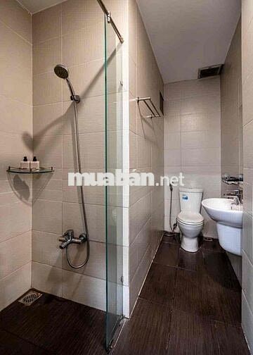 Cho thuê căn hộ quận 1 Tôn Thất Tùng full nội thất cửa sổ thoáng mát