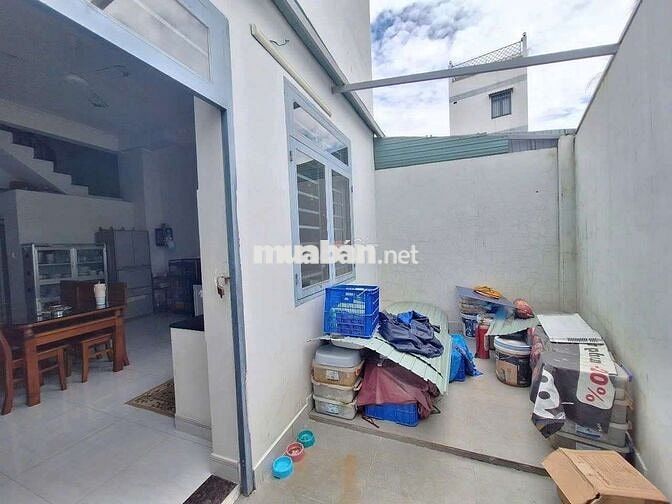 NHÀ 3 LẦU 129M2 5,2M X 28M HẺM THÔNG LÊ VĂN LƯƠNG