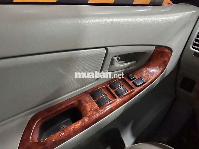 Innova 2008 J - 100000 km