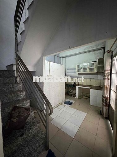 CHO THUÊ NHÀ VỊ TRÍ ĐẸP CĂN GÓC GIAO NHÀ SƠN MỚI