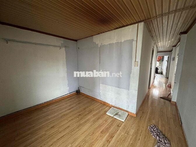 CHO THUÊ NHÀ VỊ TRÍ ĐẸP CĂN GÓC GIAO NHÀ SƠN MỚI