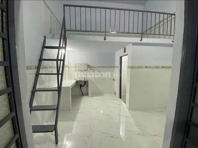 NGỘP TIỀN BÁN GẤP DẪY TRỌ VIETSING VSIP 1 ĐƯỜNG 8M 8 PHÒNG 20 TRIỆU/T