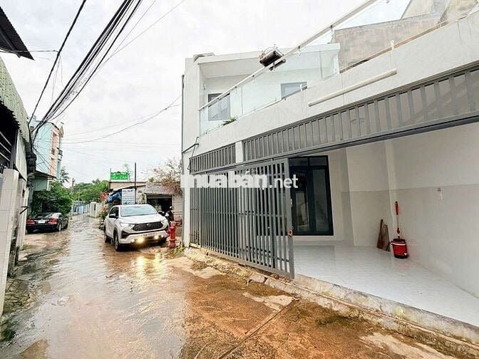 Nhà mặt tiền 50m2, 3 phòng ngủ đường Nguyễn Tri Phương biên hòa