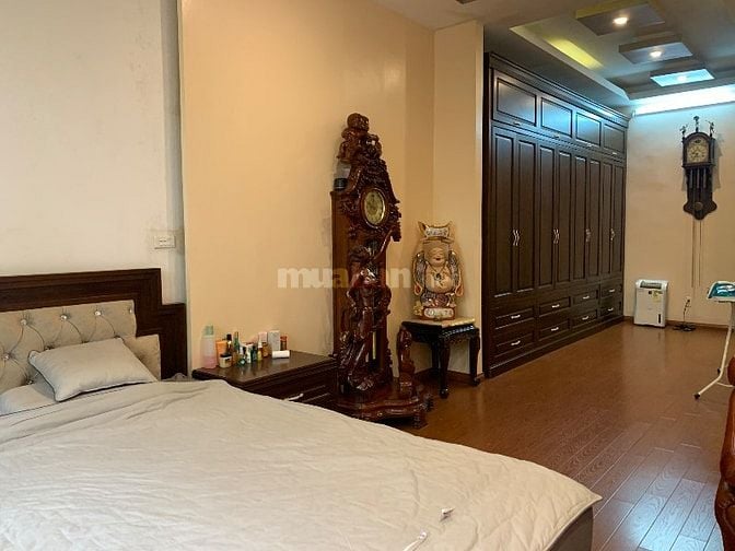 Biệt Thự Hoàng Minh Giám, VinCom Trần Duy Hưng 135M2* 8M  - Kinh Doanh