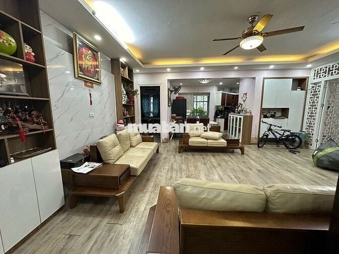 Cho thuê CHCC CT5 Mỹ Đình Sông Đà 142m2 4PN full nội thất giá 18tr/th