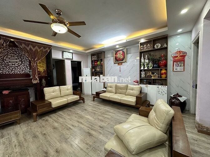 Cho thuê CHCC CT5 Mỹ Đình Sông Đà 142m2 4PN full nội thất giá 18tr/th