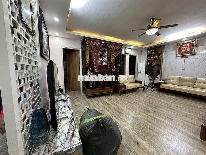 Cho thuê CHCC CT5 Mỹ Đình Sông Đà 142m2 4PN full nội thất giá 18tr/th