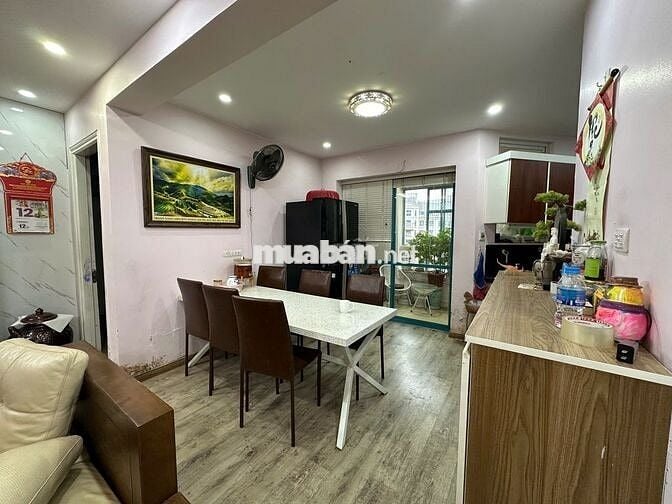 Cho thuê CHCC CT5 Mỹ Đình Sông Đà 142m2 4PN full nội thất giá 18tr/th