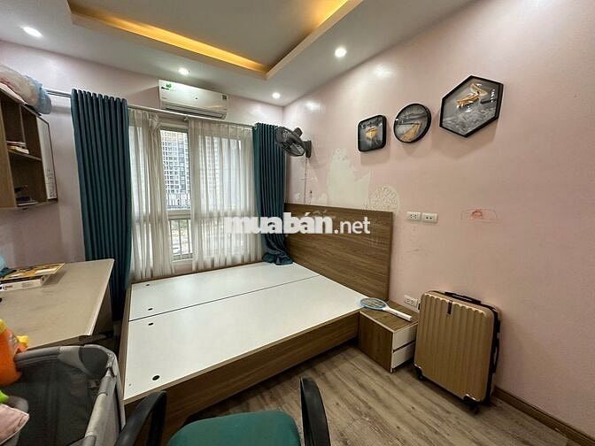 Cho thuê CHCC CT5 Mỹ Đình Sông Đà 142m2 4PN full nội thất giá 18tr/th