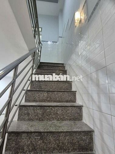 Mặt tiền Đường Lê Lợi TTH.Môn chỉ nhỉnh 2 tỷ , DT 24m2 1 lầu có SHR !