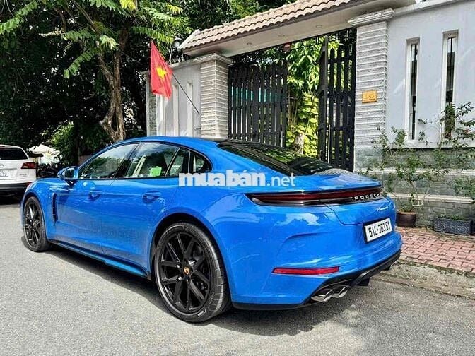 Porsche Panamera New 2025 giá rẻ so với hãng
