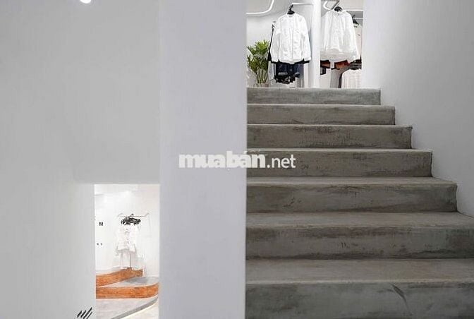 🔥Cực hiếm! Ngay Vạn Hạnh Mall – Ngang 8m sàn suốt, vị trí đắc địa!