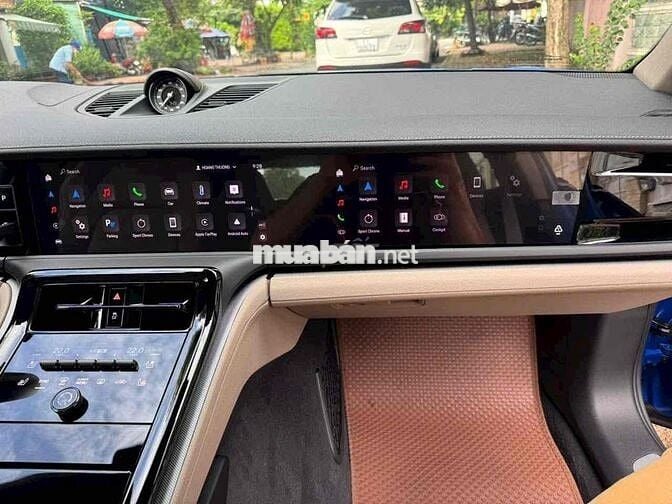 Porsche Panamera New 2025 giá rẻ so với hãng