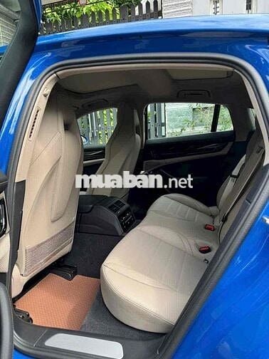 Porsche Panamera New 2025 giá rẻ so với hãng