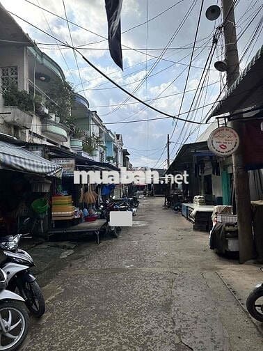 4X17 (68M²) – MT CHỢ KINH DOANH – NGAY CHỢ QUI ĐỨC – BÌNH CHÁNH