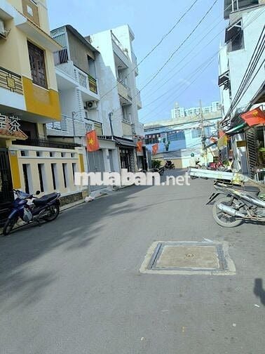 Nhà 3 tầng (4,3x16) HXH thông 2 trục đường kinh doanh | Giá 11,8 tỷ