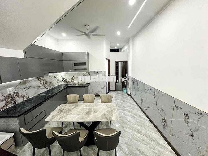 BÁN NHÀ MỚI XÂY - NGAY CHỢ TÂN VẠN