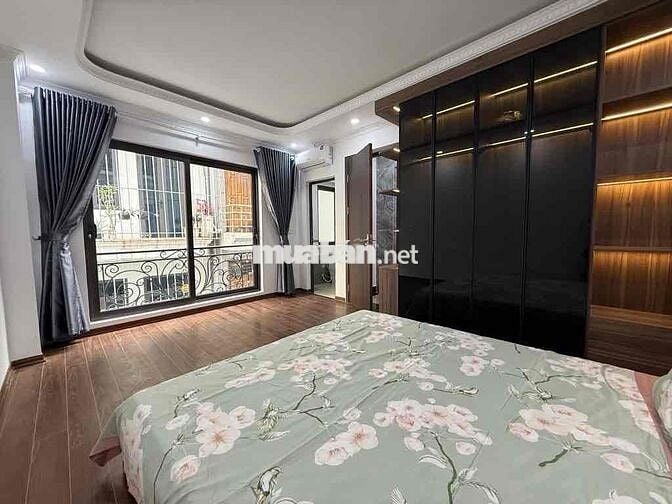 Bán nhà phố Định Công Thượng 6 tầng thang máy, 31m2, Mt 6m