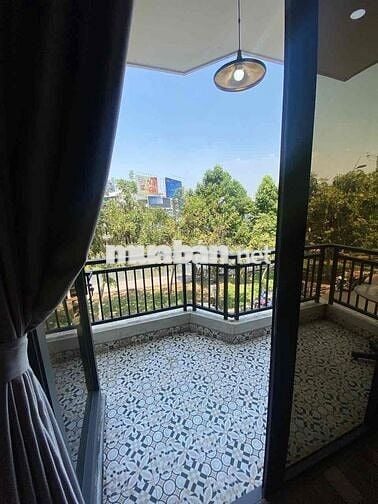 CHO THUÊ CĂN HỘ CHUNG CƯ FULL NT BAN CÔNG VIEW CÂY XANH BỜ KÈ HOÀNG SA