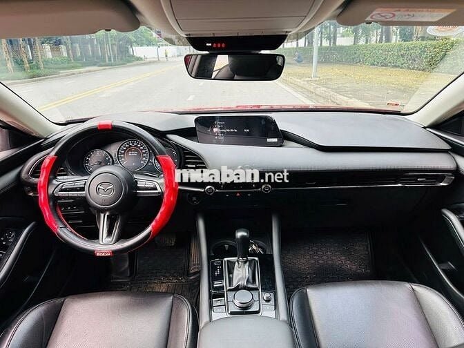 Mazda 3 2022 1.5L Luxury - 40000 km