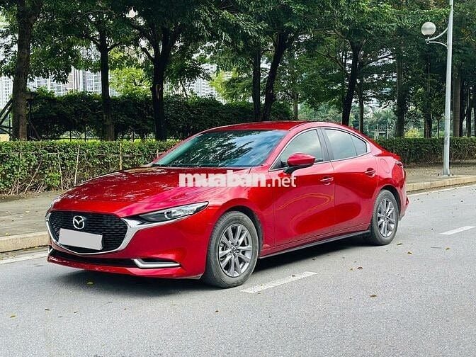 Mazda 3 2022 1.5L Luxury - 40000 km