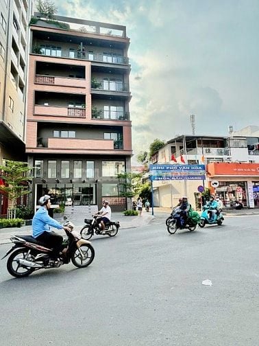 Góc 2MT Nguyễn Văn Đậu, 348m2 (12x32); Hầm 8 Tầng; HĐT 330Tr - 80 Tỷ