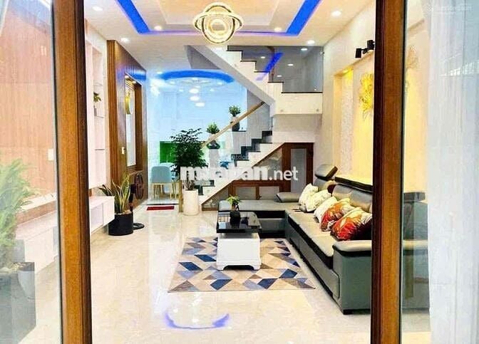 NHÀ 2 TẦNG HƠN 70m2 DƯƠNG QUẢNG HÀM,GÒ VẤP.GIÁ: 6Tỷ330.SỔ CHÍNH CHỦ