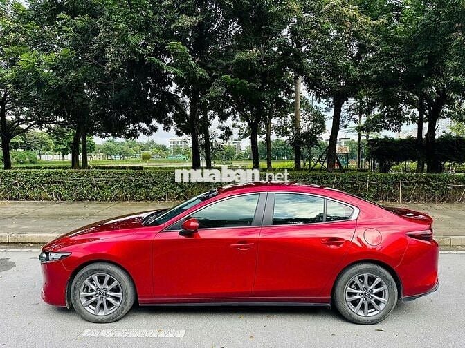 Mazda 3 2022 1.5L Luxury - 40000 km