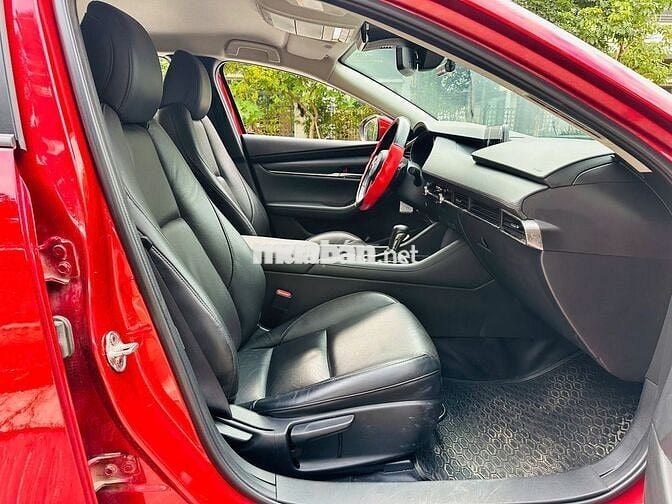 Mazda 3 2022 1.5L Luxury - 40000 km