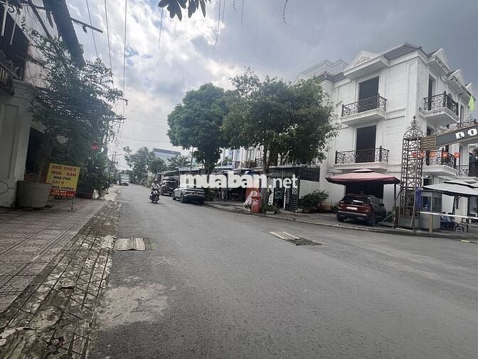 NHÀ PHỐ ĐÔNG HƯNG GẦN CHỢ DĨ AN ĐÃ HOÀN CÔNG