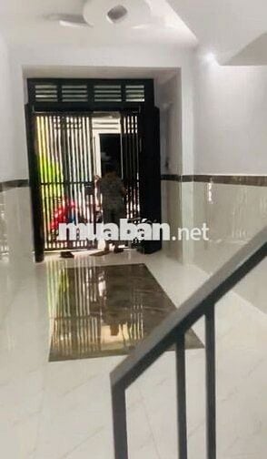 Cho thuê nhà mới nguyên căn tiện ở và kinh doanh Quang Trung, Gò Vấp