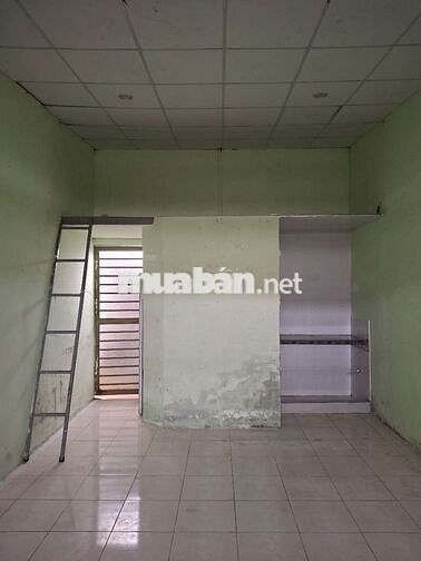 CHO THUÊ MẶT BẰNG NGAY CHỢ
Ngang 4m x Dài 10m