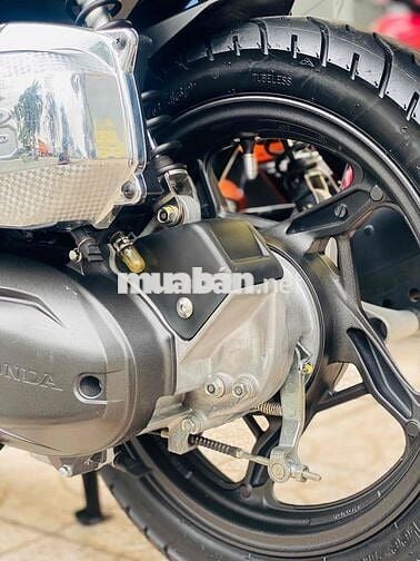 AB 2020 bỏ mẫu siêu cọp xe trùm mền đi 4.400 Km