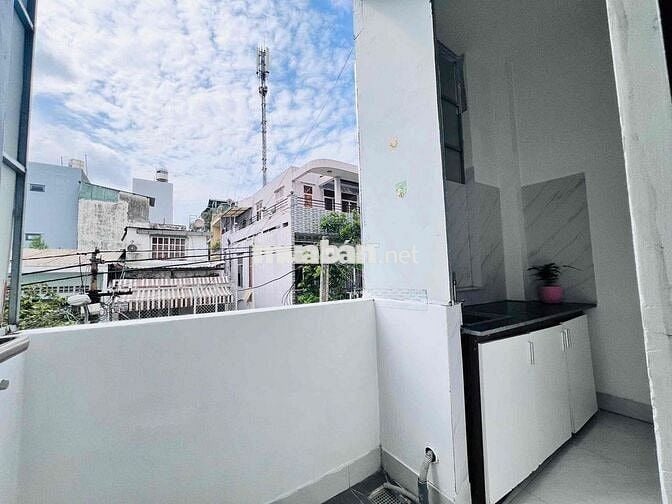 CĂN HỘ STUDIO BAN CÔNG FULL NỘI THẤT NGAY TRUNG TÂM QUẬN 10