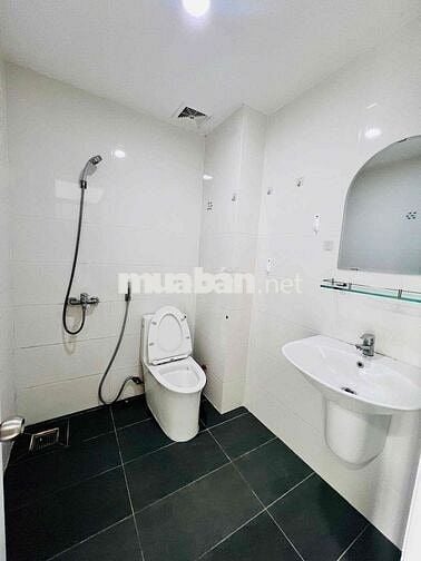 CĂN HỘ STUDIO BAN CÔNG FULL NỘI THẤT NGAY TRUNG TÂM QUẬN 10