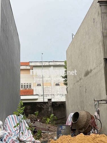 Đất thổ cư sau trường học Tam Đông 2. Nguyễn thị sáu vào 2/Dt:5,3×17m.