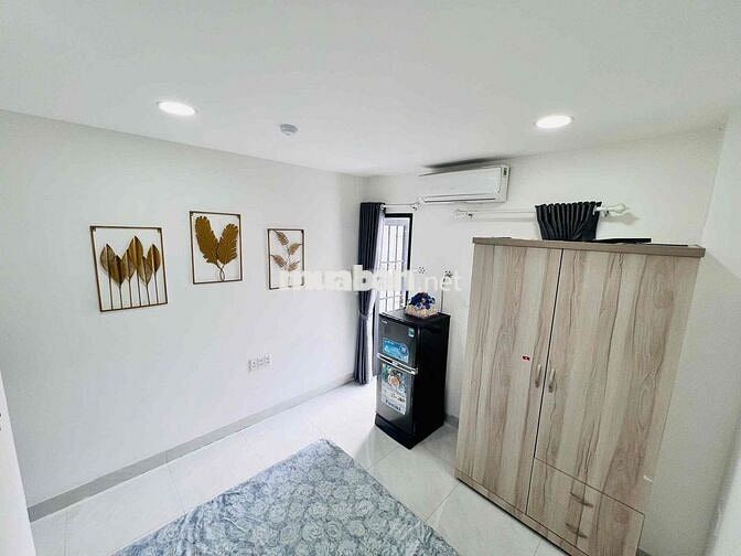 CĂN HỘ STUDIO BAN CÔNG FULL NỘI THẤT NGAY TRUNG TÂM QUẬN 10