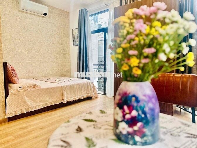 🌤 Studio 40m² ngay Chợ Bà Chiểu – full tiện nghi, ánh sáng tự nhiên