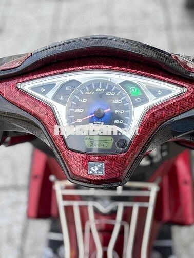 Airblade 125 Fi 2013,xe đẹp,máy êm ngon