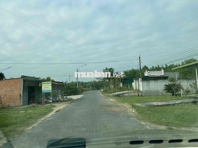 BÁN LÔ ĐẤT ĐẸP TRUNG TÂM PHƯỜNG LAGI – SỔ RIÊNG – 4 MẶT TIỀN – GIÁ TỐT