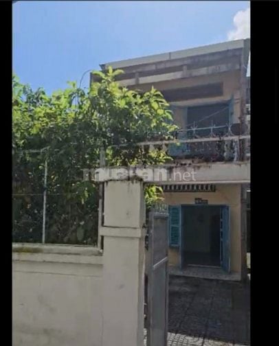 CHO THUÊ NHÀ DIỆN TÍCH ĐẤT 160M2 HẺM KINH DOANH Q4 LIỀN KỀ TT Q1