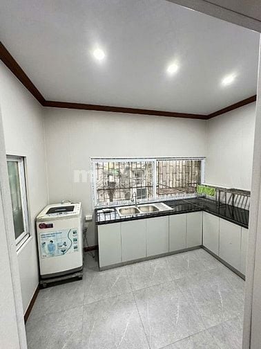 Cho thuê nhà tập thể Trần Hưng Đạo, phố Thọ Lão, Hai Bà Trưng