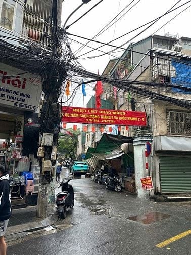 Cho thuê nhà tập thể Trần Hưng Đạo, phố Thọ Lão, Hai Bà Trưng