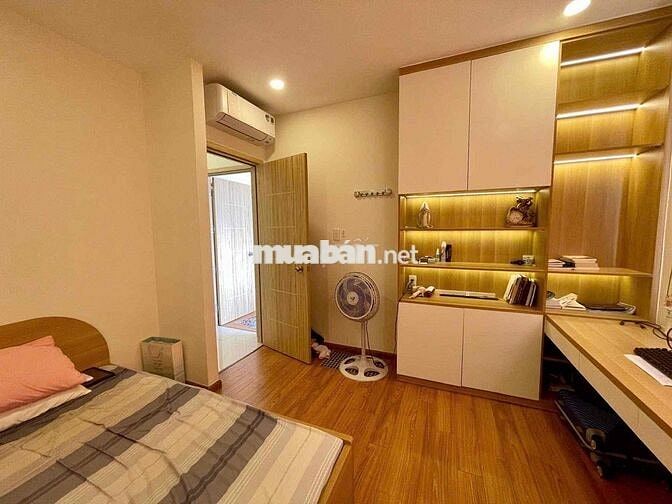 Cần bán Căn 2PN Chỉ 2,130 tỷ k phát sinh, Tặng nội thất. LH xem nhà