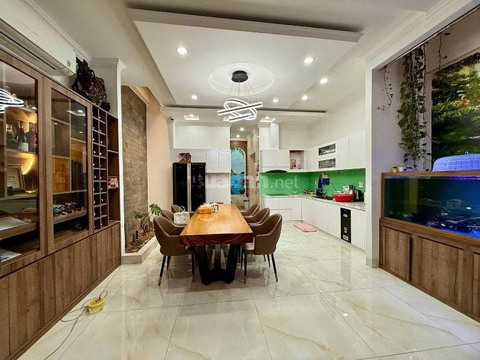 Cần thanh lý gấp nhà trung tâm Đường Võ Văn Tần, Quận 3 - 47m2/4TY590