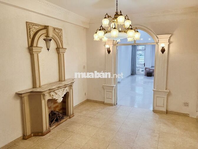 BÁN NHÀ MẶT TIỀN Phan Đình Phùng - Giá 22,5tỷ - Trung tâm Đà Lạt