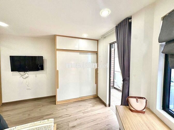 Bóc tem CCMN 30-40m2 Full đồ xịn. Ban công rộng tại Kim Mã ngay Lotte